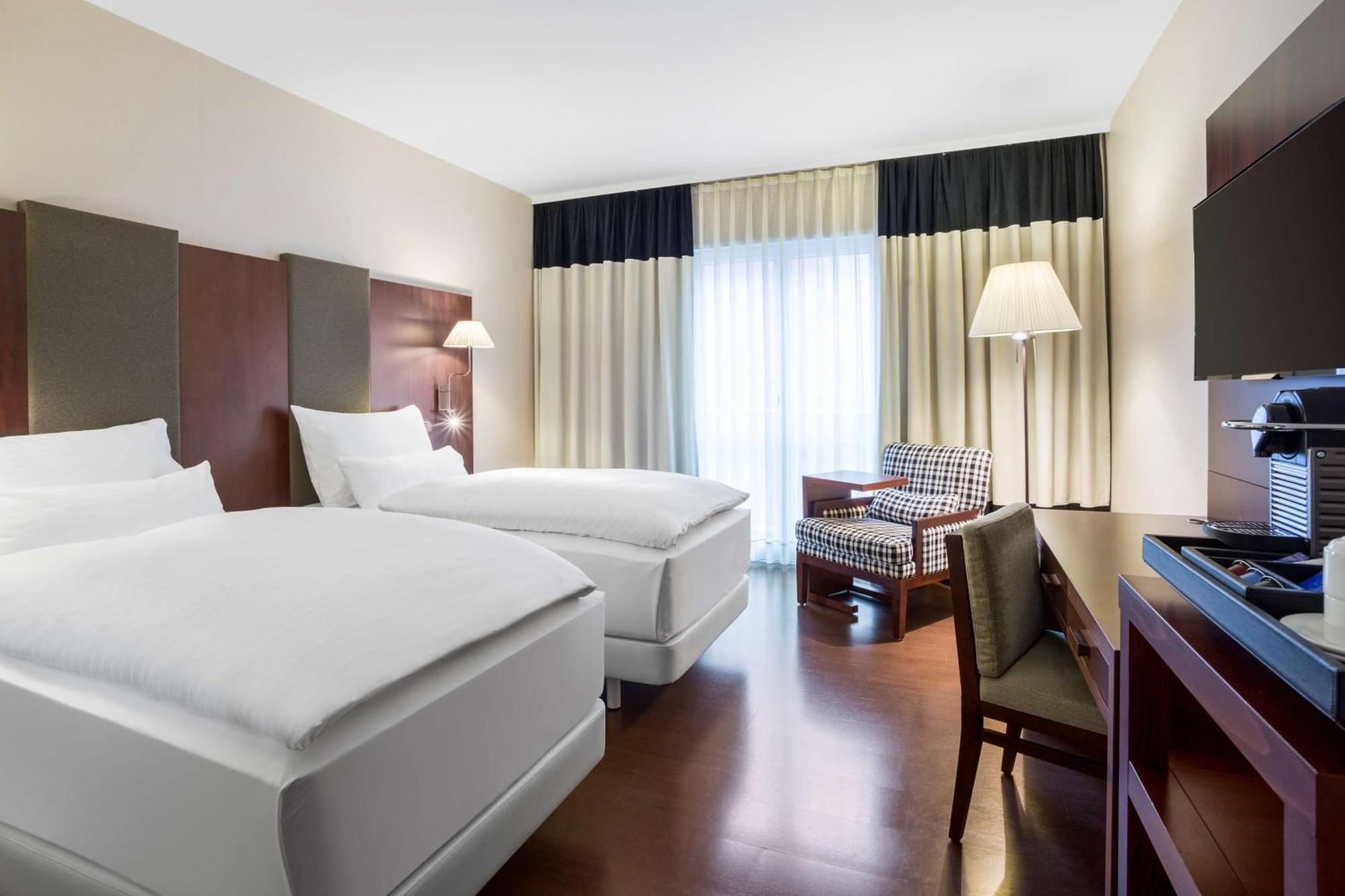 فندق إن إتش فيينا إيربورت كونفرانس سنتر سخويشات المظهر الخارجي الصورة Room at the hotel